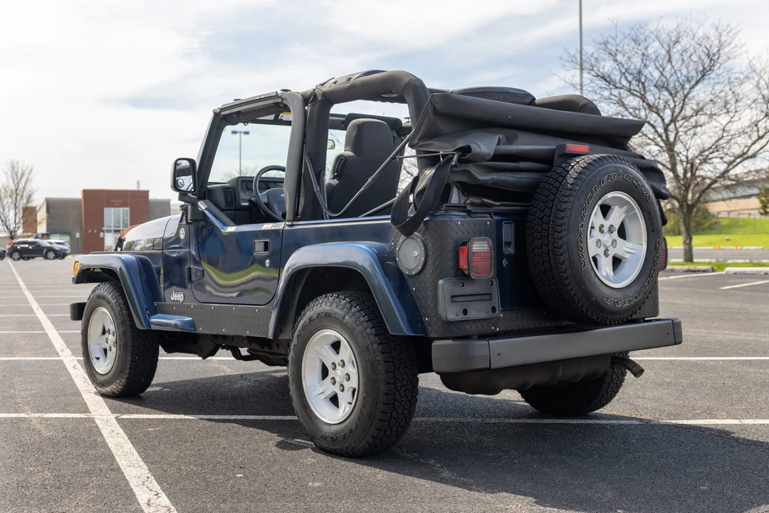 2005 Jeep TJ Wrangler - Image 8 of 31