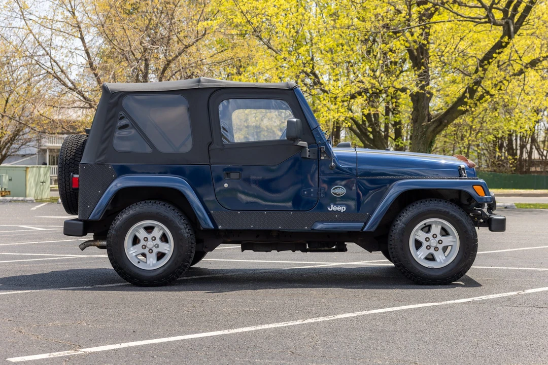 2005 Jeep TJ Wrangler - Image 13 of 31