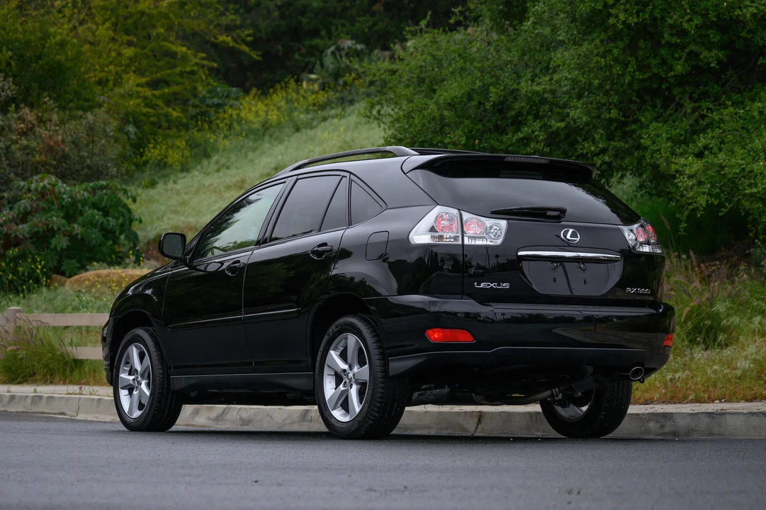 2005 Lexus RX 2nd Gen - Image 14 of 31