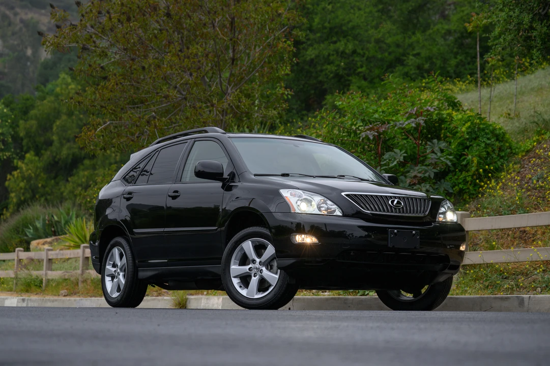 2005 Lexus RX 2nd Gen - Image 6 of 31