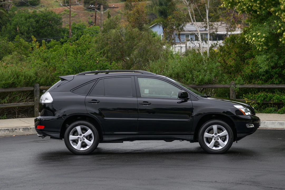 2005 Lexus RX 2nd Gen - Image 8 of 31