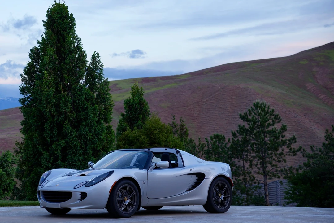 2005 Lotus Elise Series 2 - Image 2 of 31