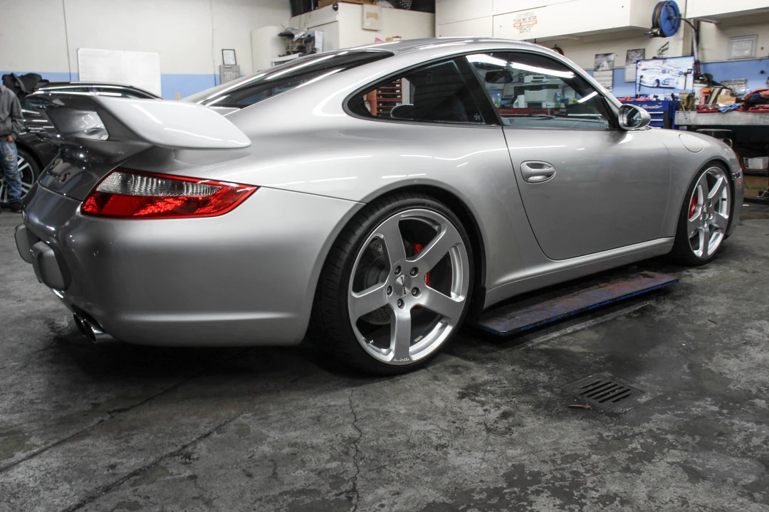 2005 Porsche 997 Carrera S - Image 10 of 31