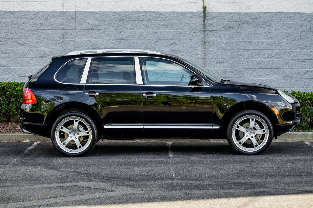 2005 Porsche 955/957 Cayenne S - Image 13 of 31