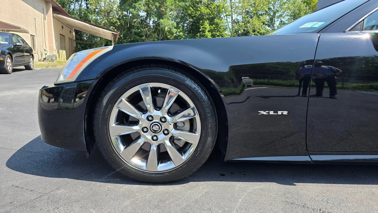 2006 Cadillac XLR - Image 17 of 31