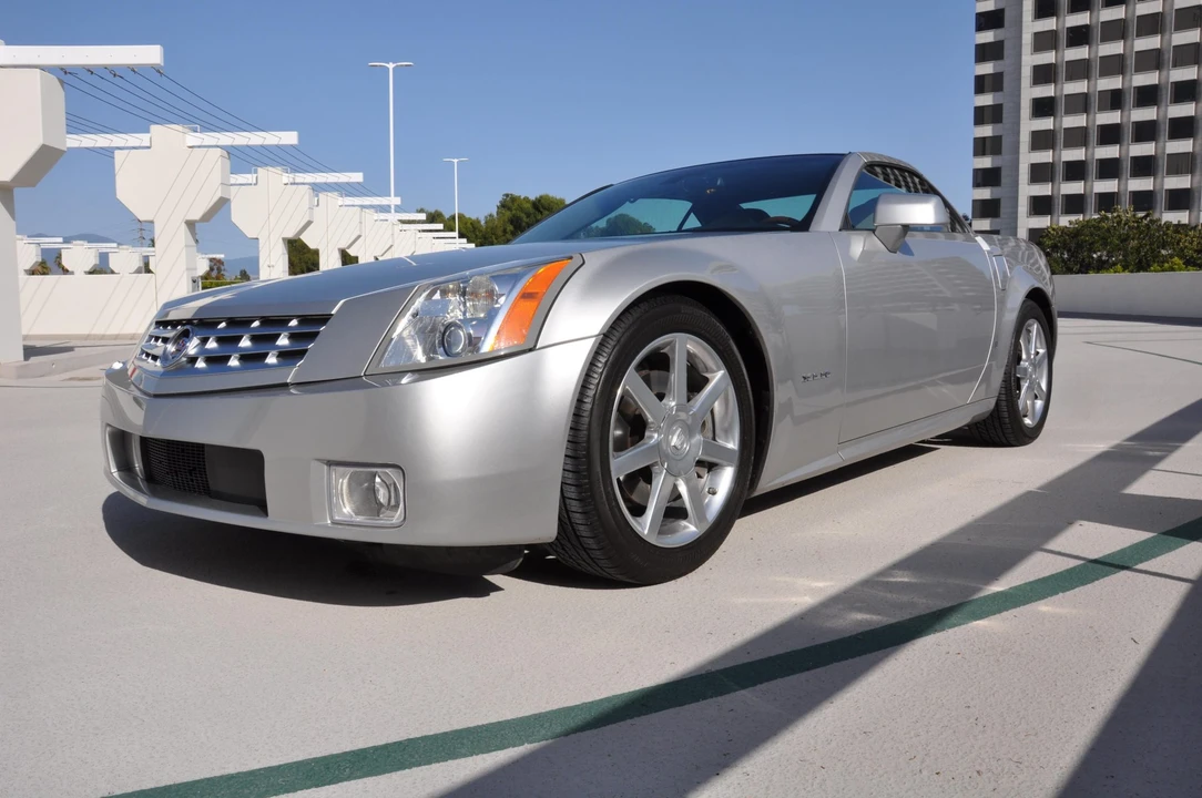 2006 Cadillac XLR - Image 30 of 31