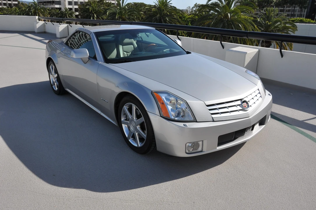 2006 Cadillac XLR - Image 14 of 31