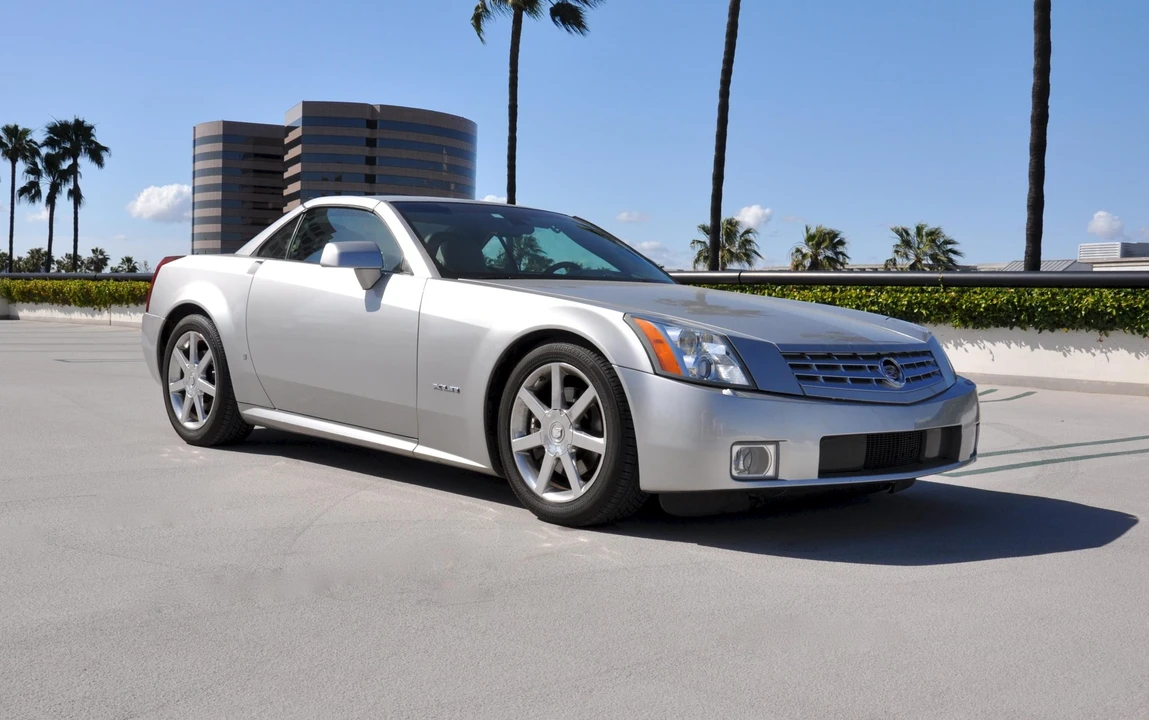 2006 Cadillac XLR - Image 16 of 31