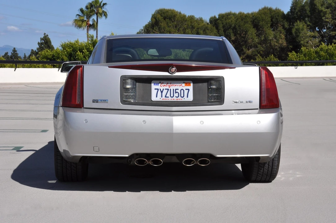 2006 Cadillac XLR - Image 23 of 31