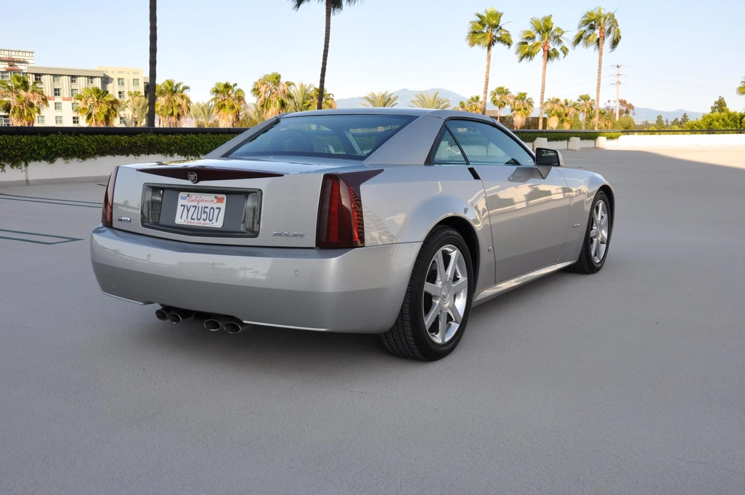 2006 Cadillac XLR - Image 22 of 31