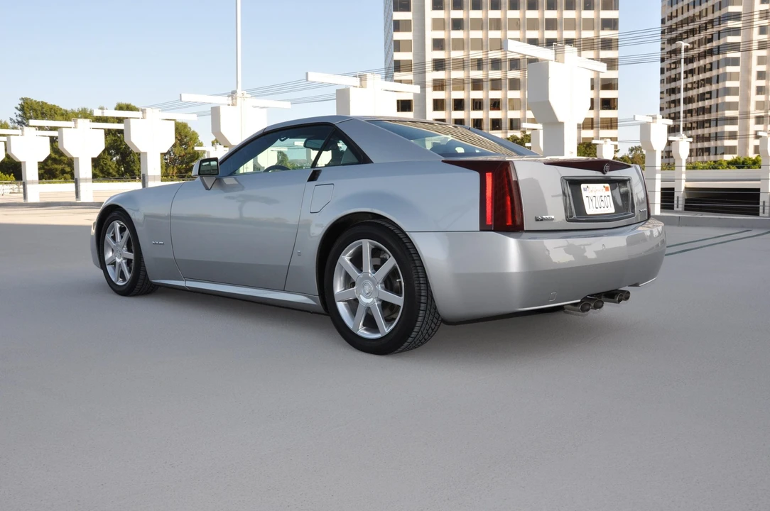 2006 Cadillac XLR - Image 26 of 31