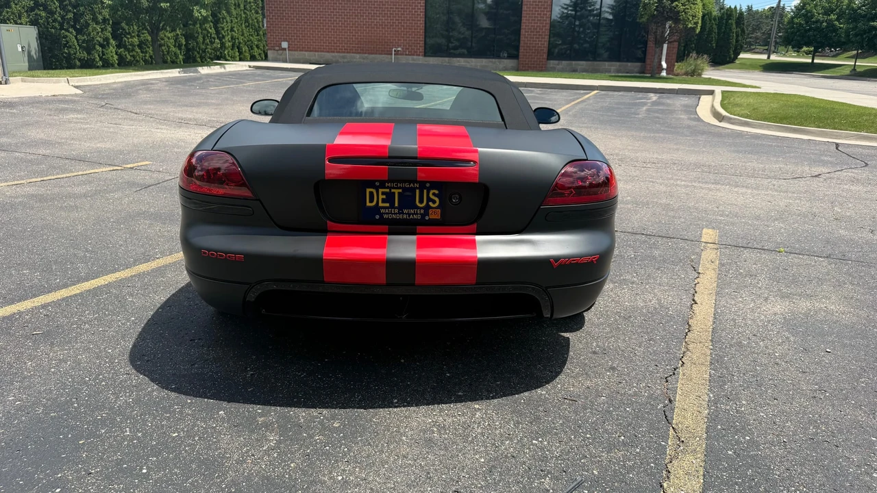2006 Dodge Viper 3rd Gen - Image 19 of 31