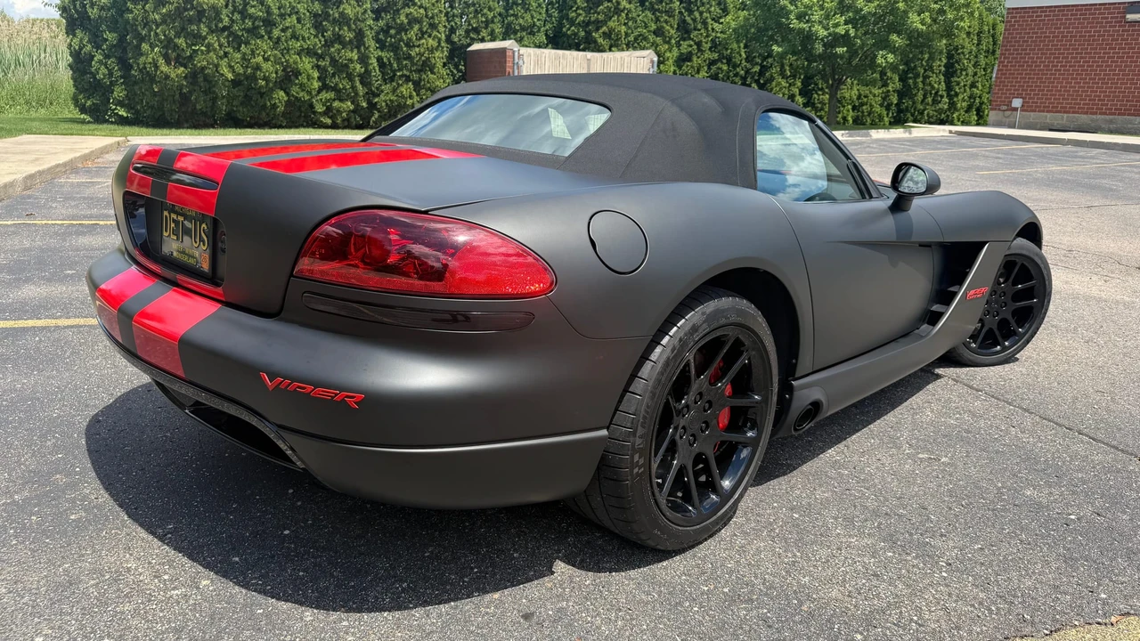 2006 Dodge Viper 3rd Gen - Image 27 of 31
