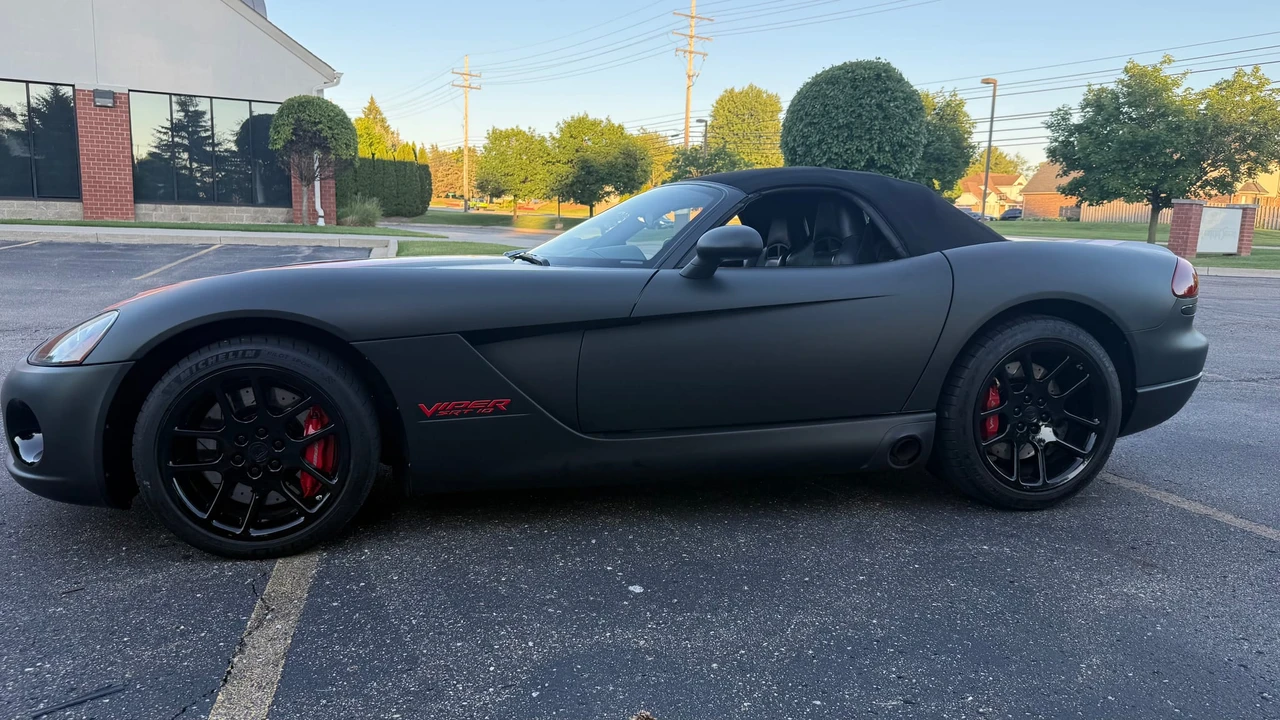 2006 Dodge Viper 3rd Gen - Image 23 of 31