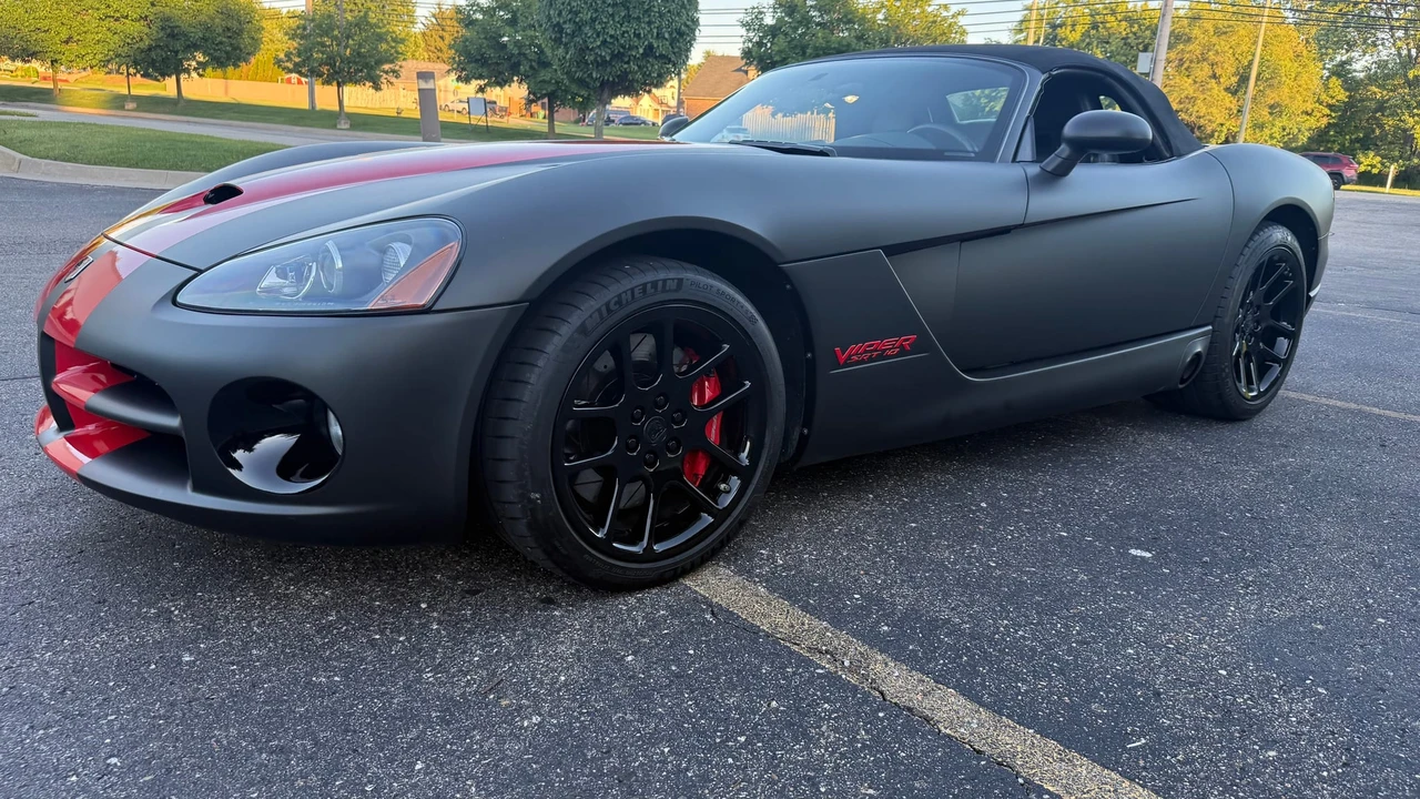2006 Dodge Viper 3rd Gen - Image 30 of 31