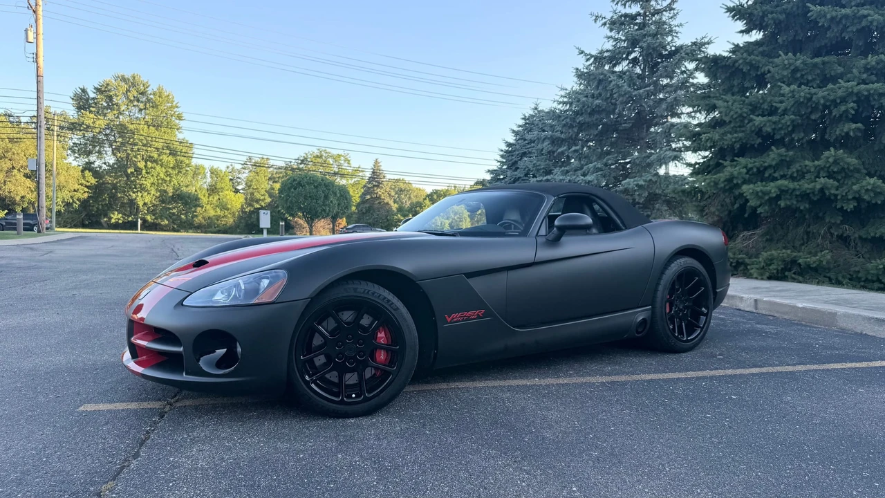 2006 Dodge Viper 3rd Gen - Image 8 of 31