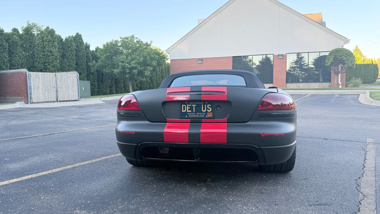 2006 Dodge Viper 3rd Gen - Image 20 of 31