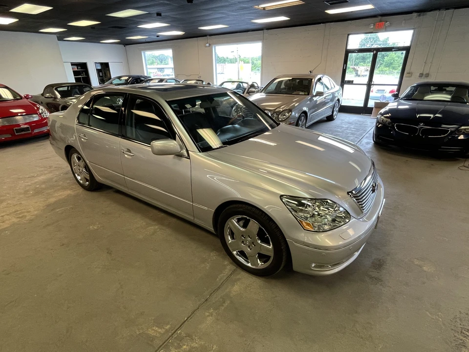 2006 Lexus LS 3rd Gen - Image 31 of 31