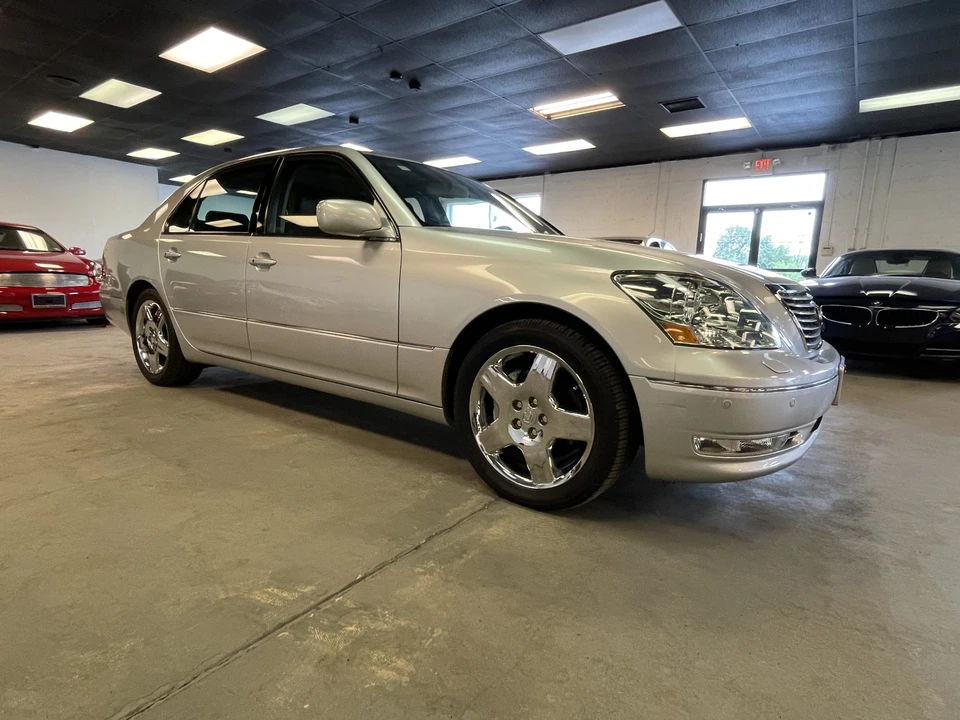 2006 Lexus LS 3rd Gen - Image 30 of 31