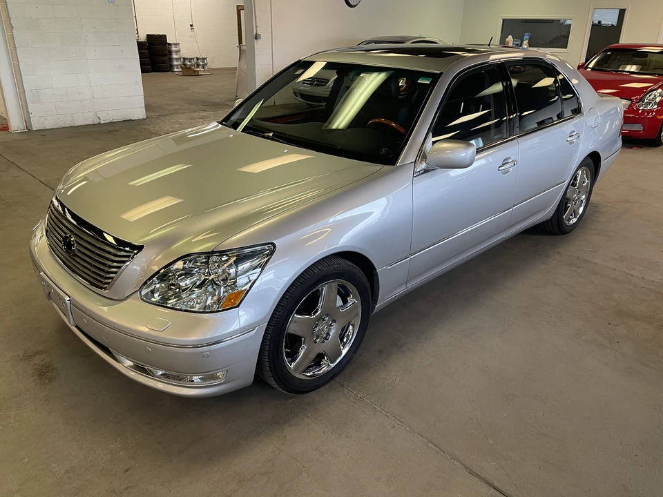 2006 Lexus LS 3rd Gen - Image 7 of 31