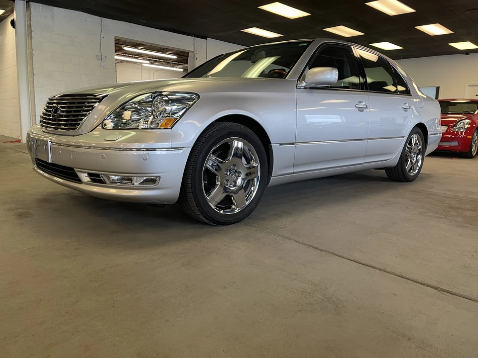 2006 Lexus LS 3rd Gen - Image 6 of 31