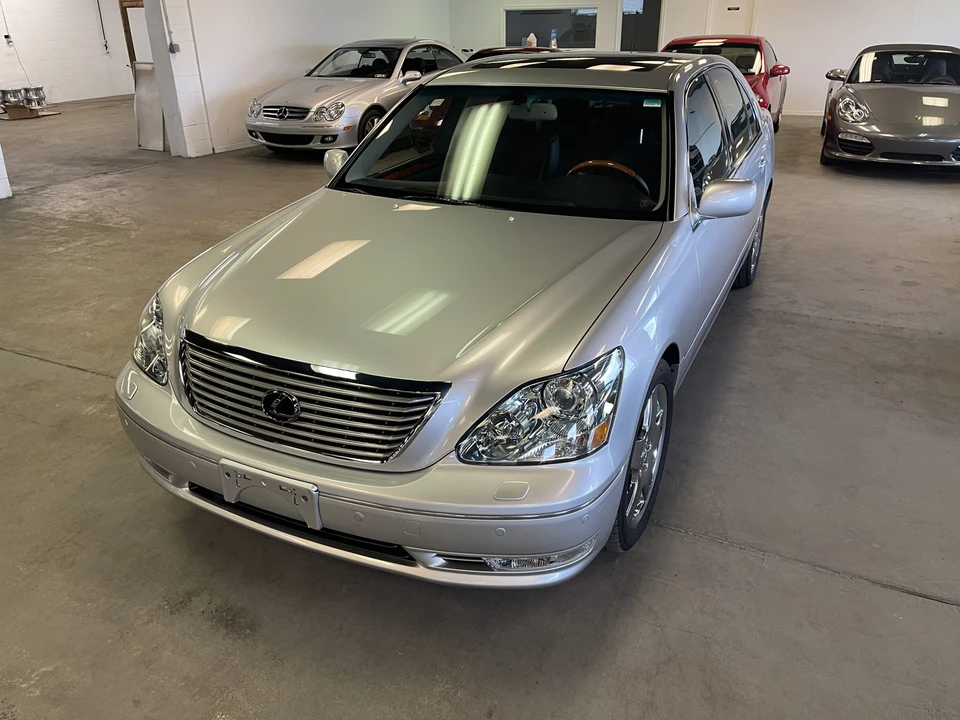 2006 Lexus LS 3rd Gen - Image 4 of 31