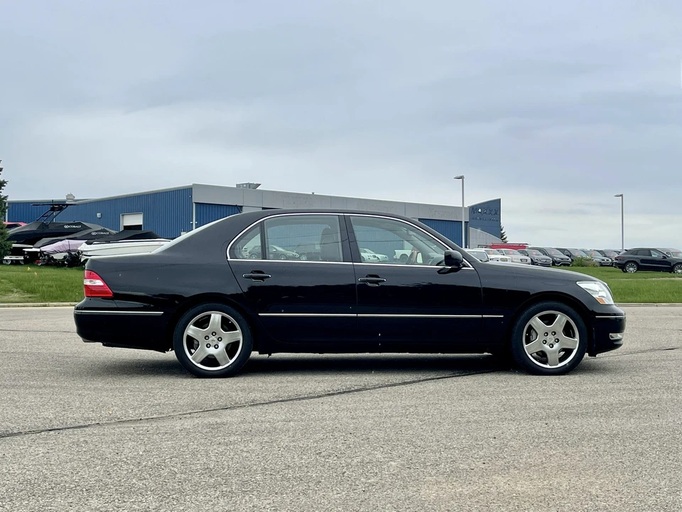 2006 Lexus LS 3rd Gen - Image 13 of 31