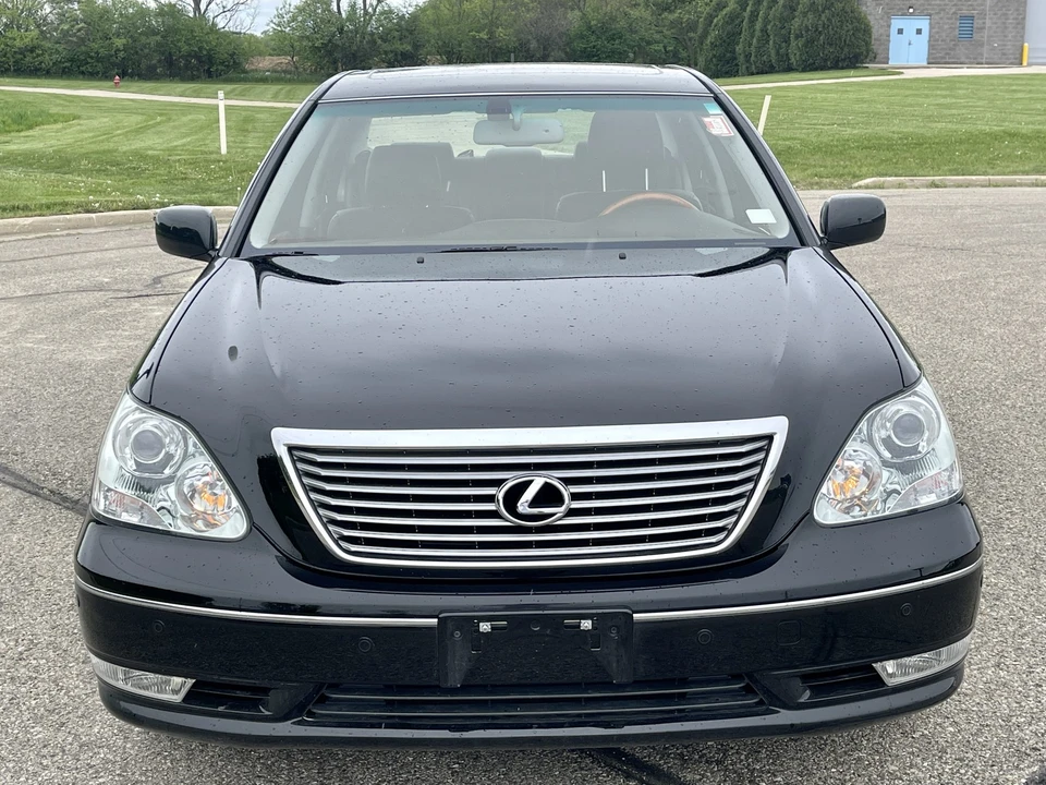 2006 Lexus LS 3rd Gen - Image 11 of 31