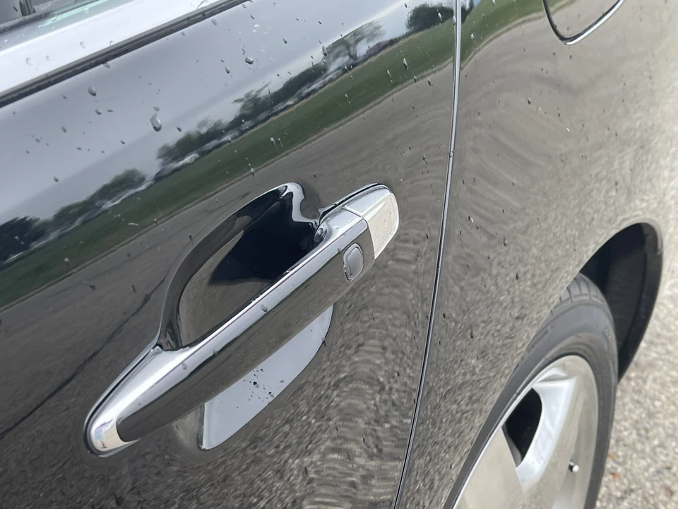 2006 Lexus LS 3rd Gen - Image 29 of 31