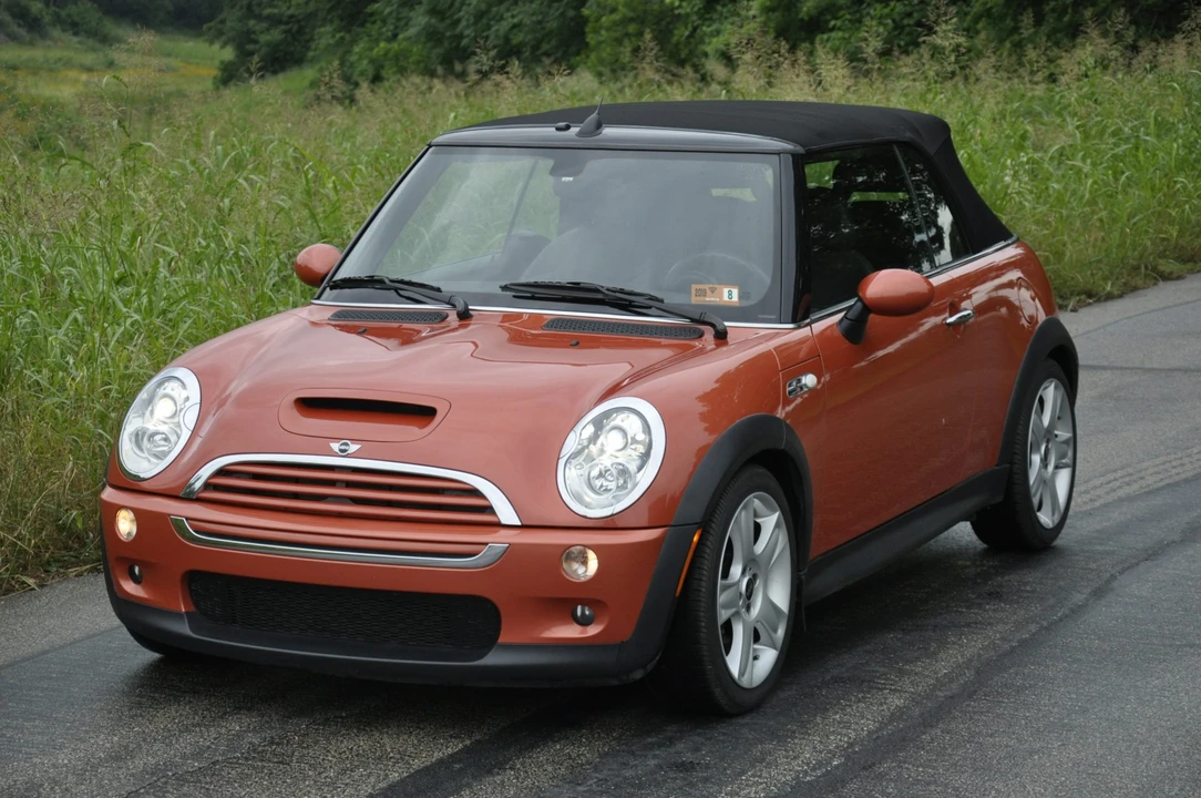 2006 Mini Mini Cooper S 1st Gen - Image 2 of 31
