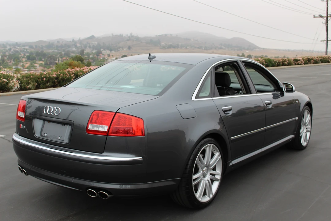 2007 Audi D3 S8 - Image 8 of 31
