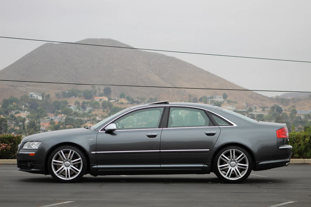 2007 Audi D3 S8 - Image 3 of 31