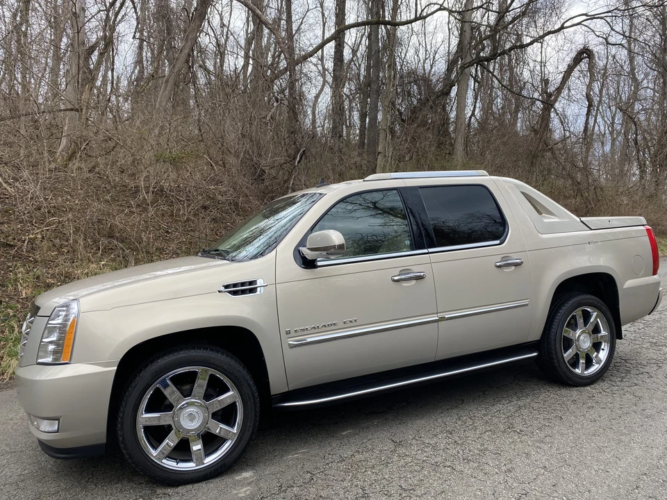2007 Cadillac Escalade & EXT 3rd Gen - Image 19 of 31