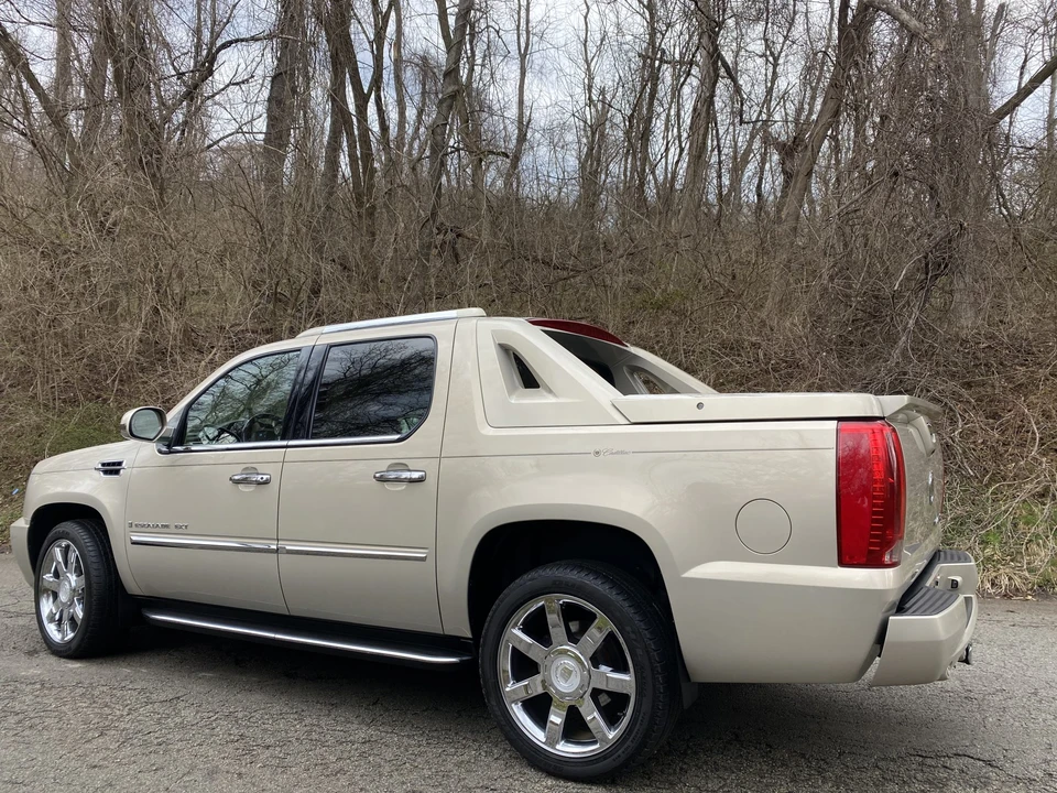 2007 Cadillac Escalade & EXT 3rd Gen - Image 16 of 31