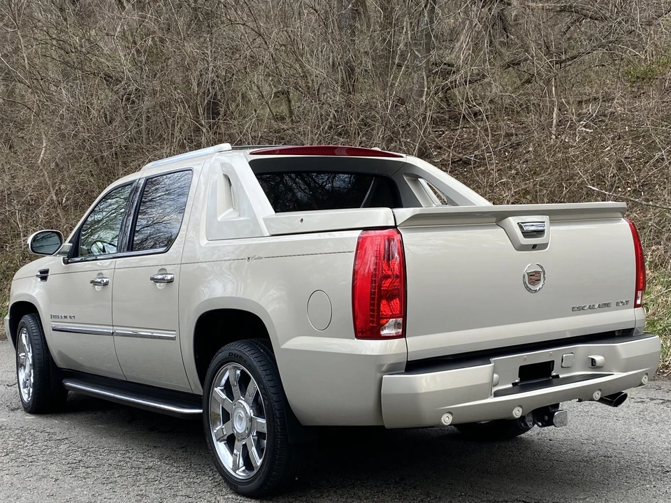 2007 Cadillac Escalade & EXT 3rd Gen - Image 14 of 31