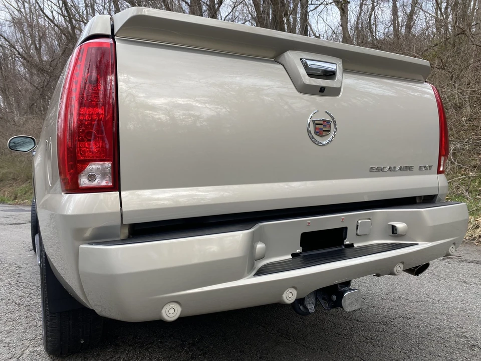 2007 Cadillac Escalade & EXT 3rd Gen - Image 12 of 31