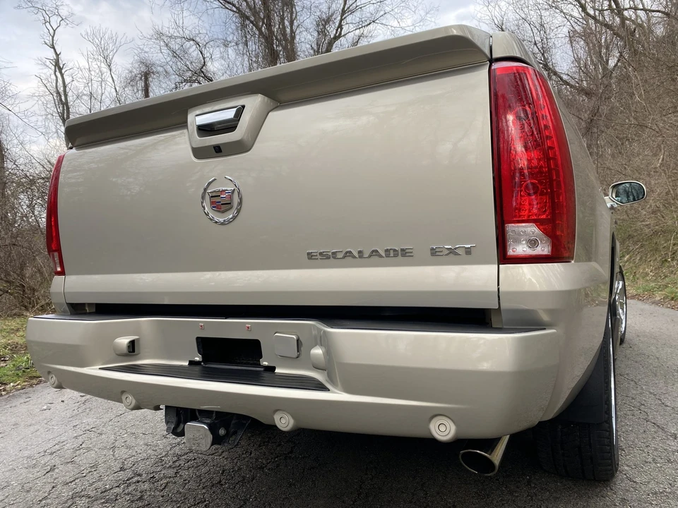2007 Cadillac Escalade & EXT 3rd Gen - Image 9 of 31