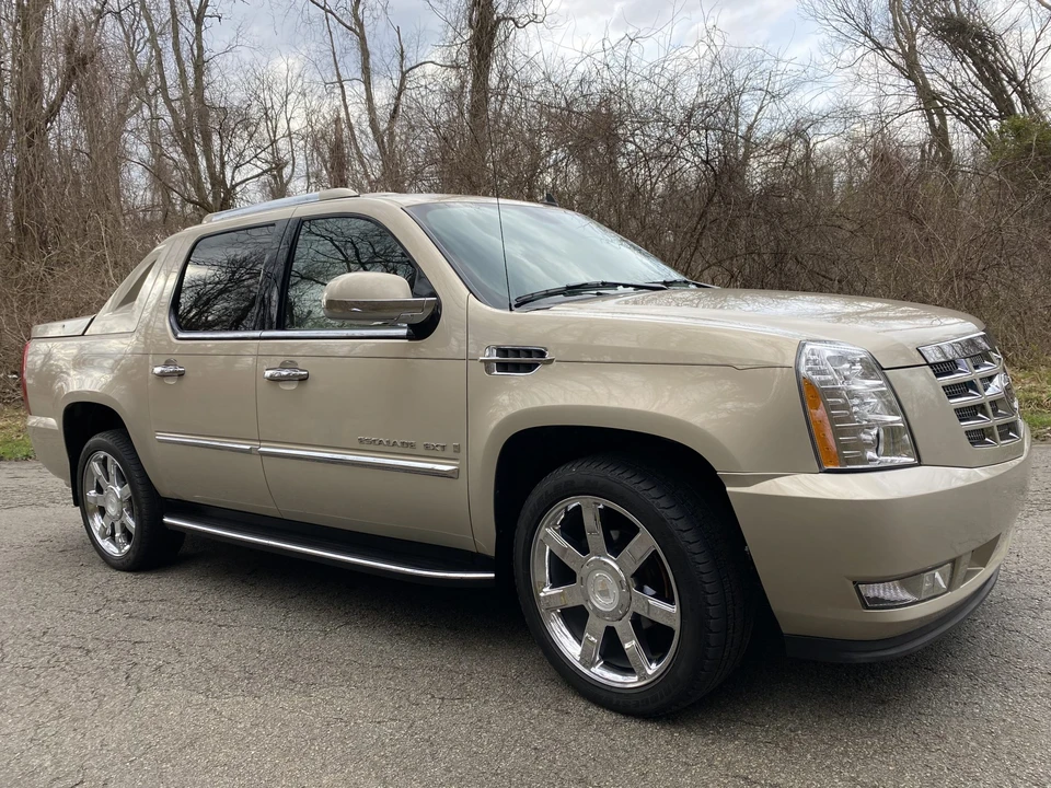 2007 Cadillac Escalade & EXT 3rd Gen - Image 3 of 31