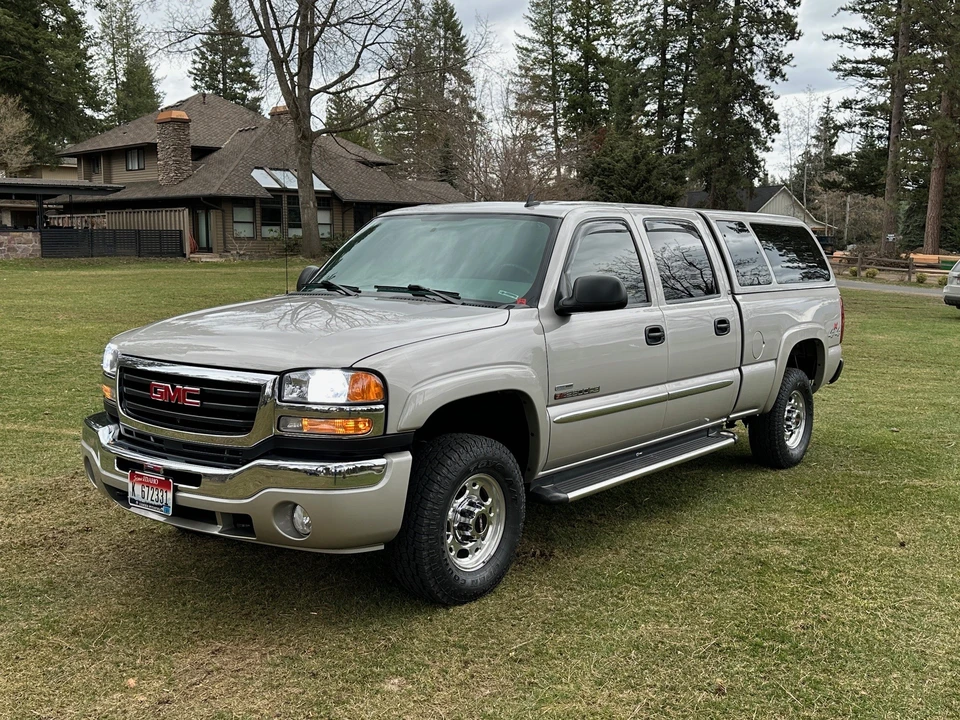 2007 GMC Sierra Heavy Duty 2nd Gen - Image 2 of 31