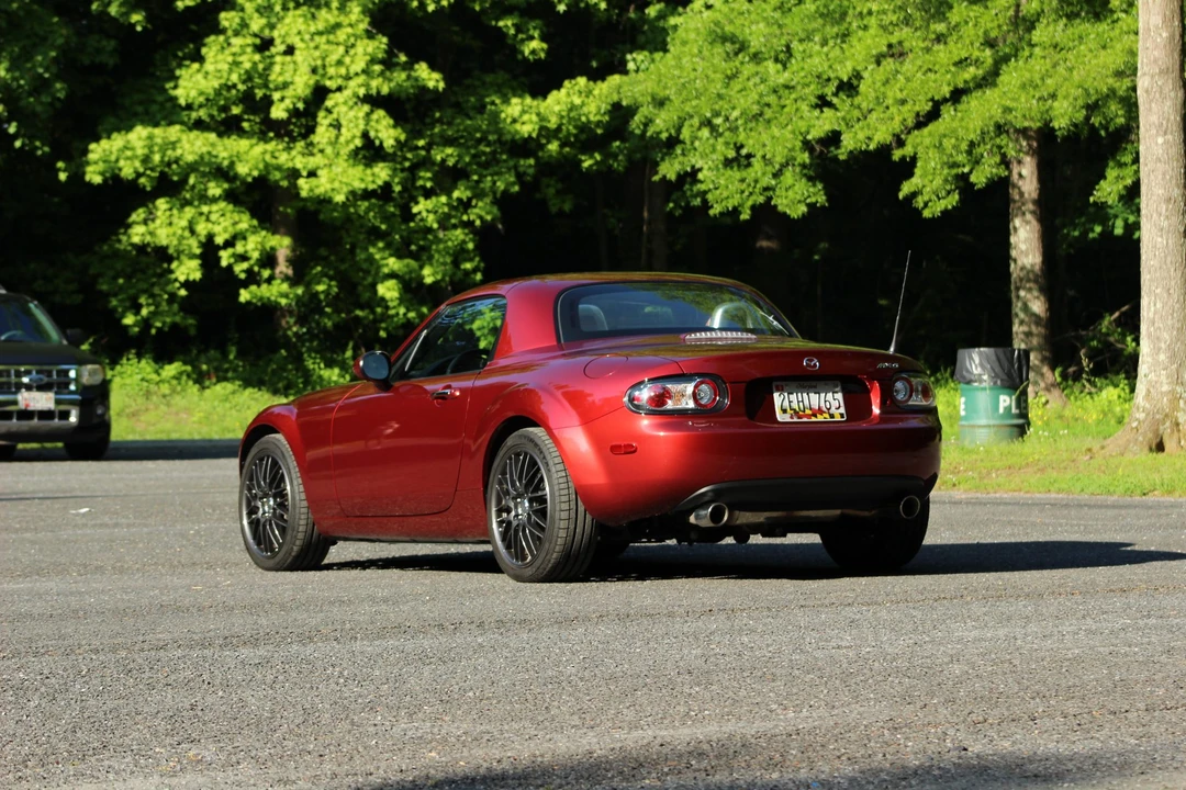 2007 Mazda NC MX-5 Miata - Image 17 of 31