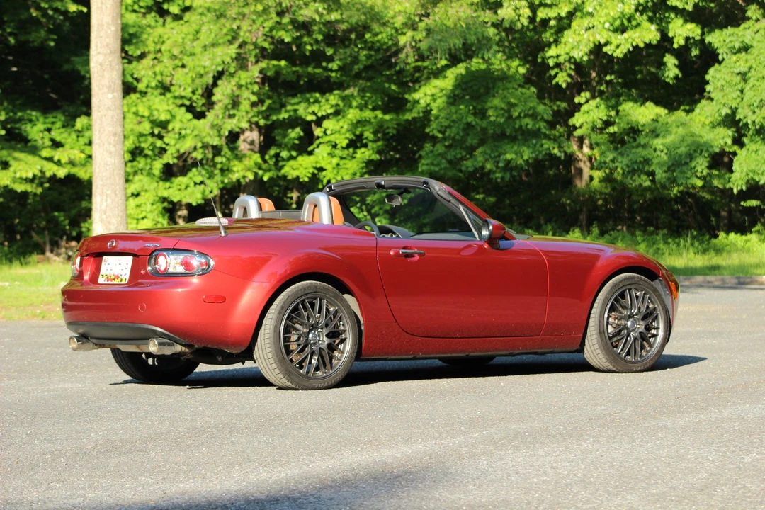 2007 Mazda NC MX-5 Miata - Image 28 of 31