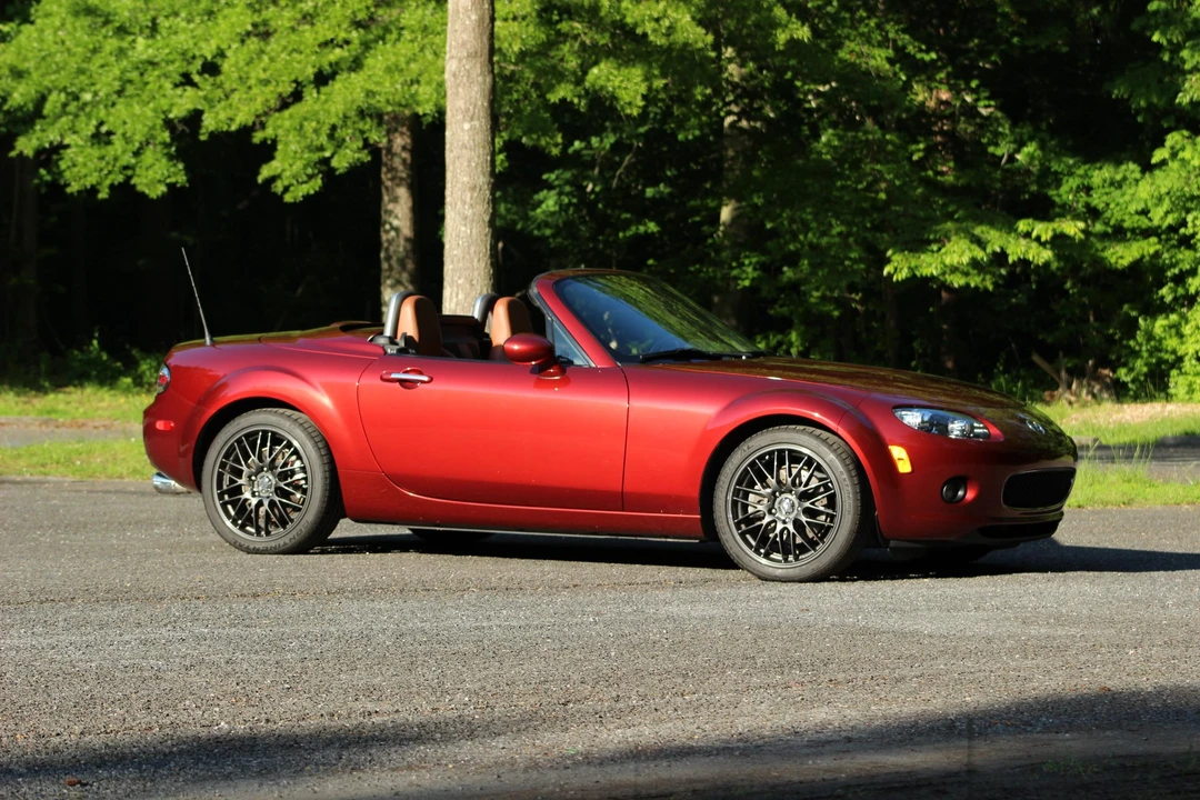 2007 Mazda NC MX-5 Miata - Image 26 of 31