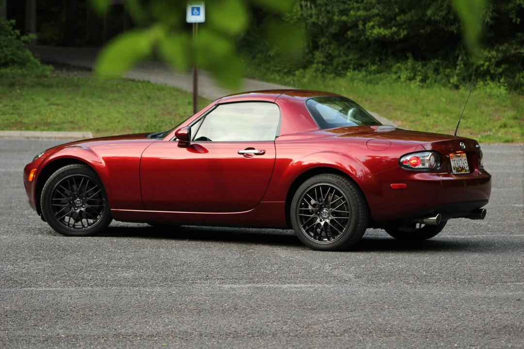 2007 Mazda NC MX-5 Miata - Image 19 of 31
