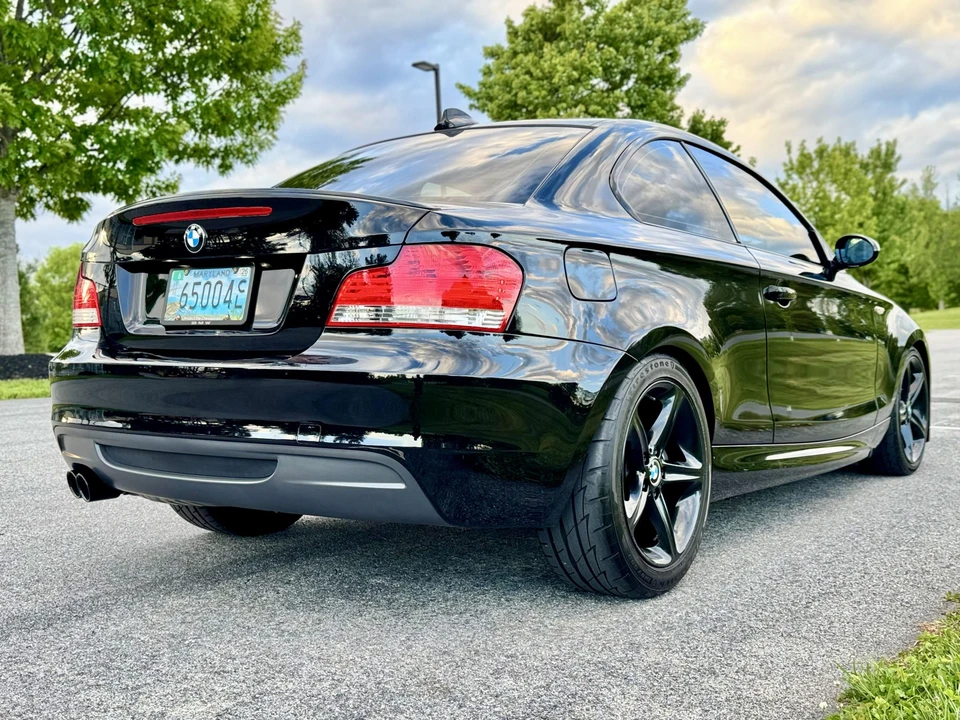 2008 BMW E82 135i & 135is - Image 21 of 31