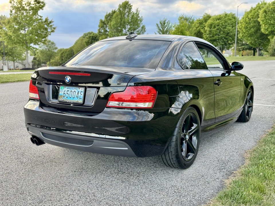 2008 BMW E82 135i & 135is - Image 22 of 31