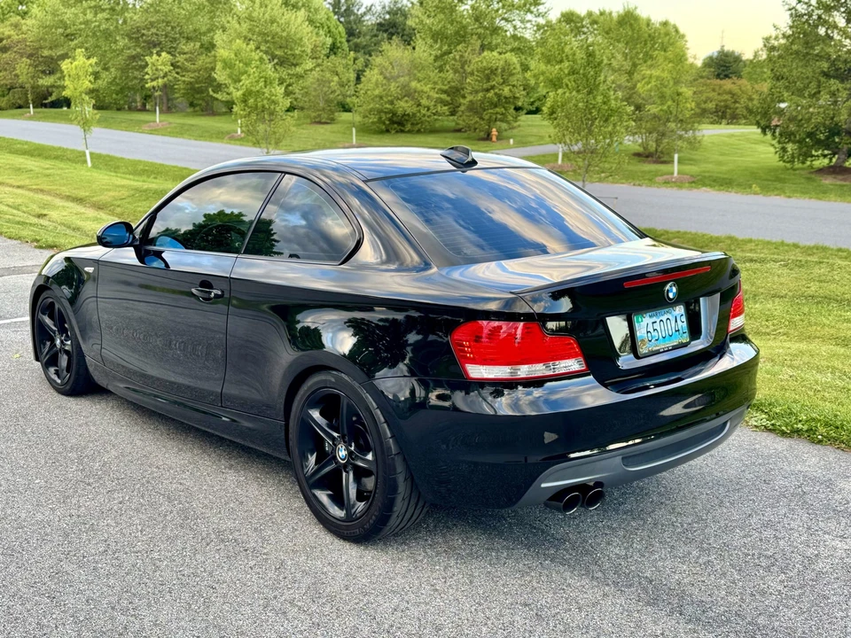 2008 BMW E82 135i & 135is - Image 29 of 31