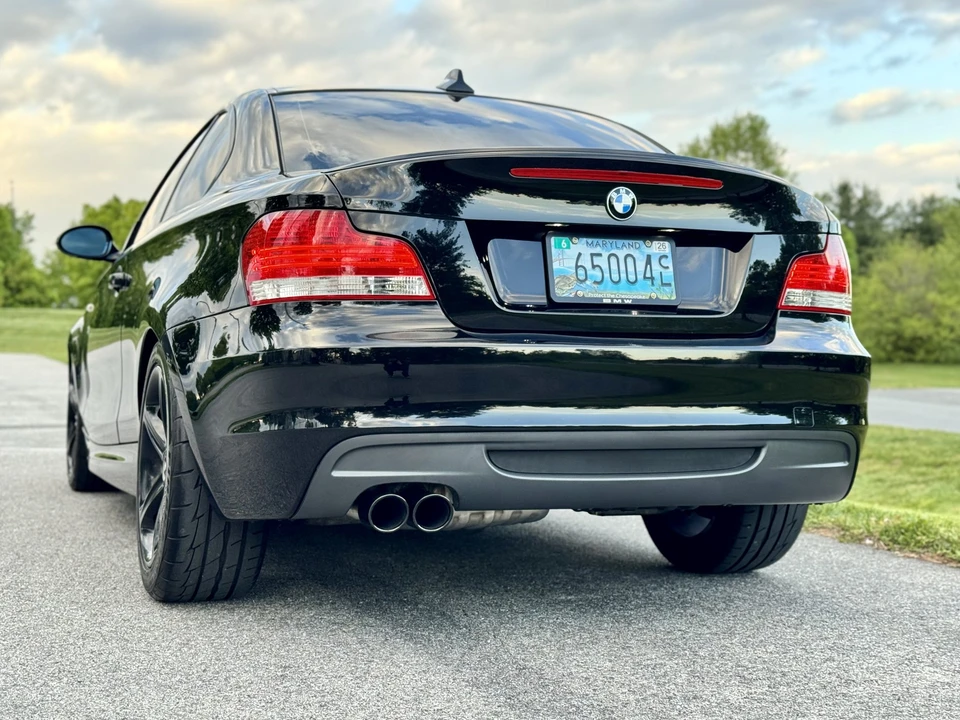 2008 BMW E82 135i & 135is - Image 26 of 31