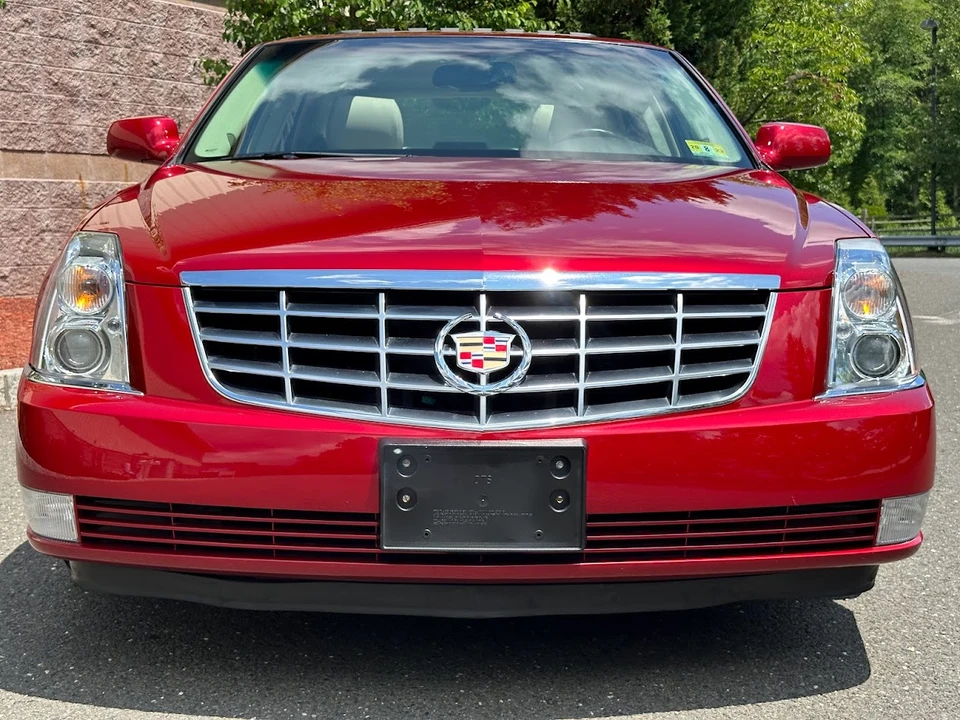 2008 Cadillac DTS - Image 19 of 31