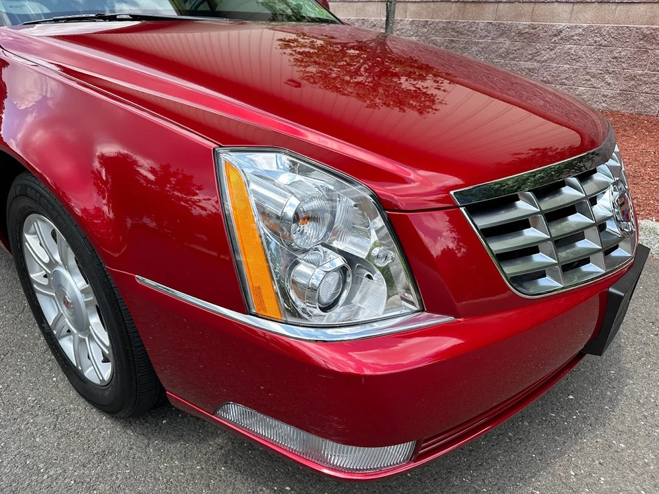 2008 Cadillac DTS - Image 24 of 31