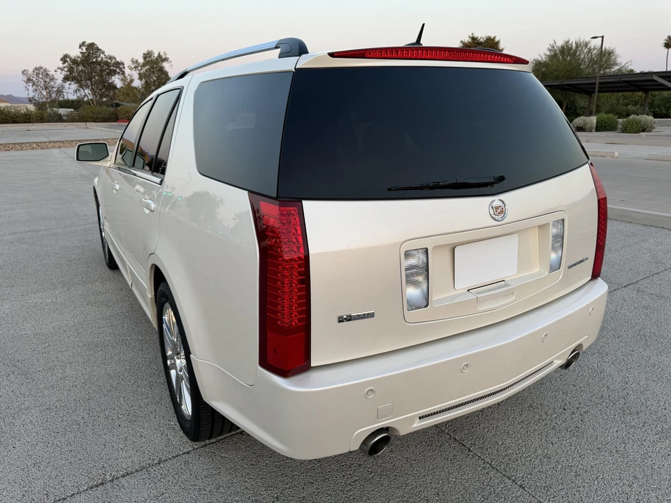 2008 Cadillac SRX - Image 29 of 31